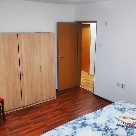 Vongola Apartment Rijeka Bagian luar foto