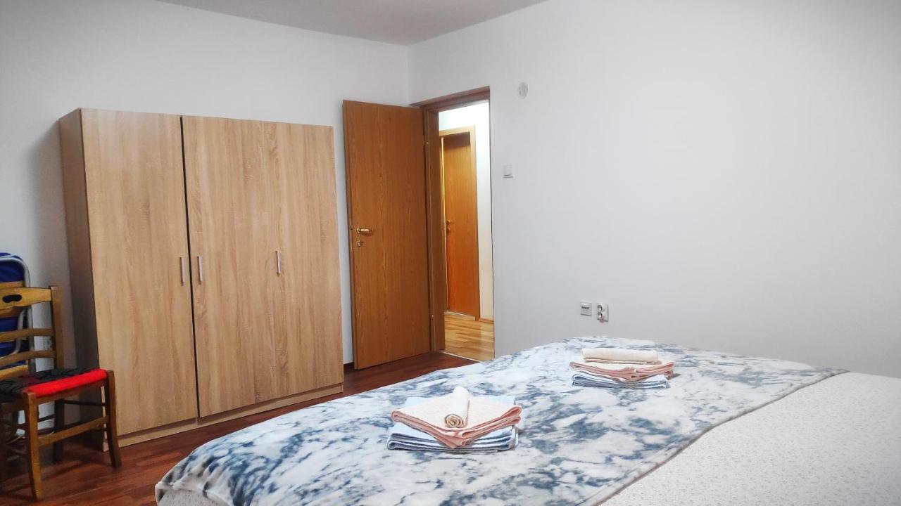 Vongola Apartment Rijeka Bagian luar foto