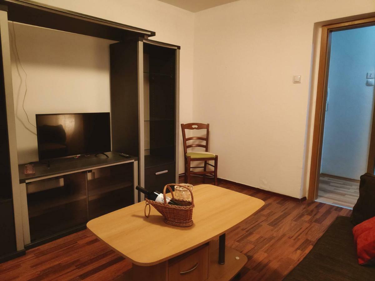 Vongola Apartment Rijeka Bagian luar foto