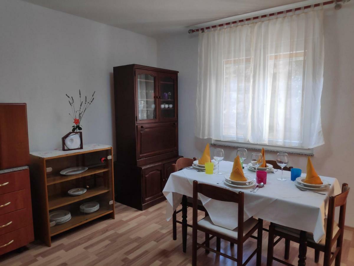 Vongola Apartment Rijeka Bagian luar foto
