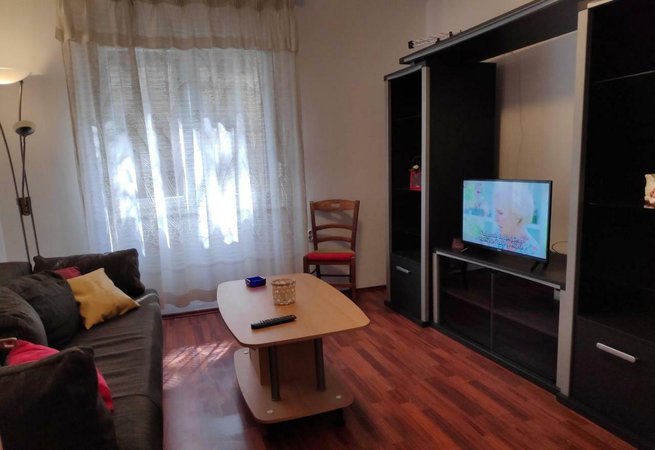 Vongola Apartment Rijeka Bagian luar foto
